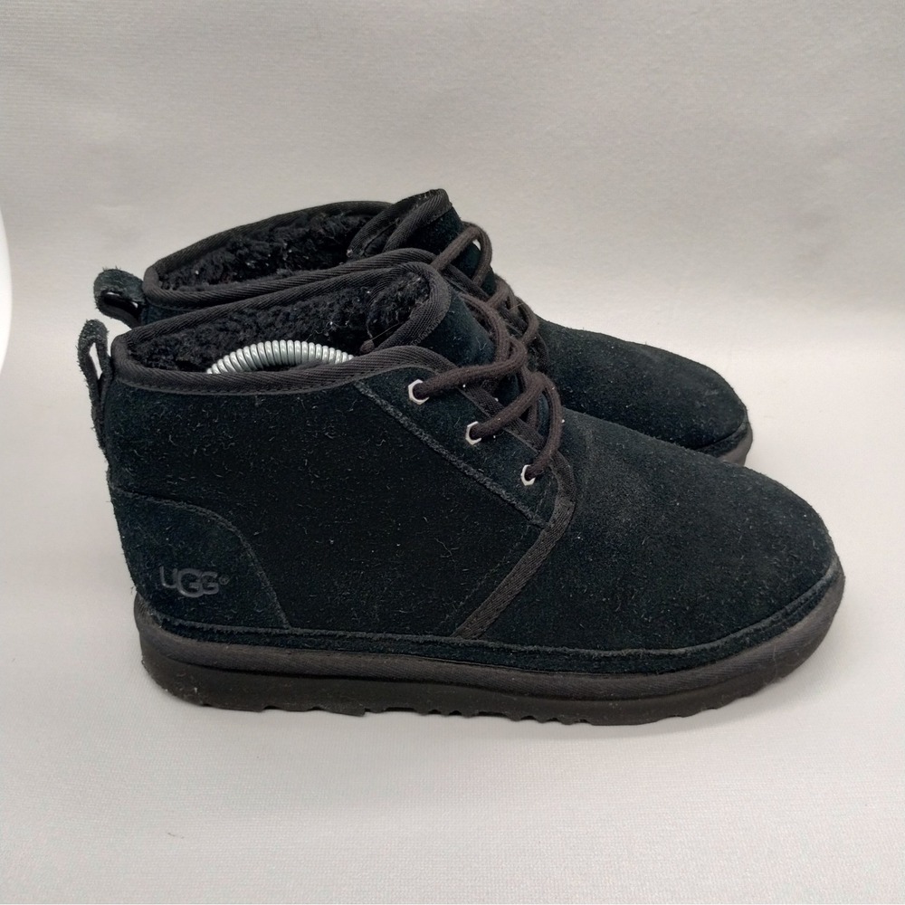 UGG Neumel Black Suede Lace Up Chukka Boots Kids Size 6 Ankle Casual Australia